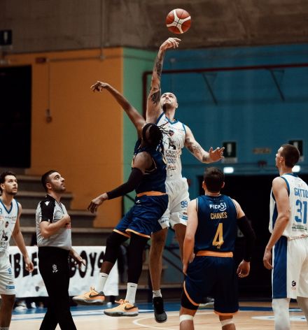 News: Basketball, Power Salerno holds its own against Ruvo but the Apulians come out on top